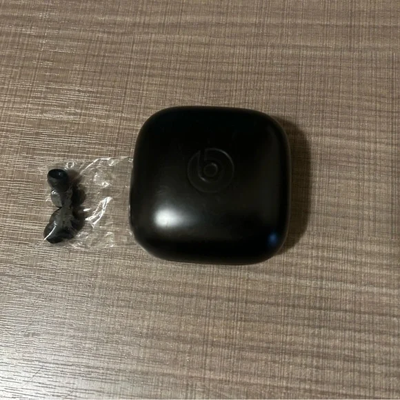 Beats by Dre Black Earbud Headphones